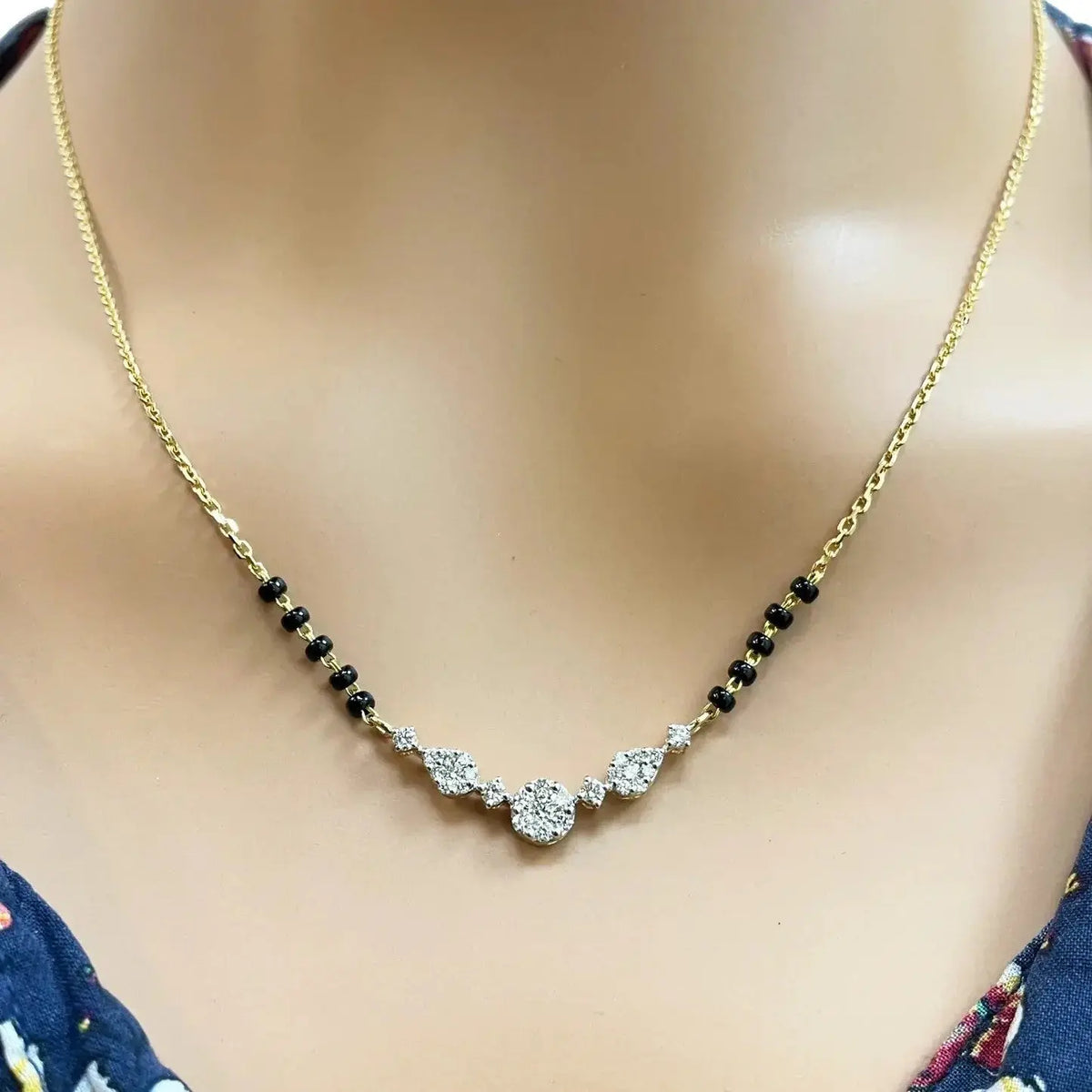 18ct Yellow Gold Natural Diamond Round & Pear Mangalsutra Necklace 0.45ct IGI Certified Mangalsutra chain