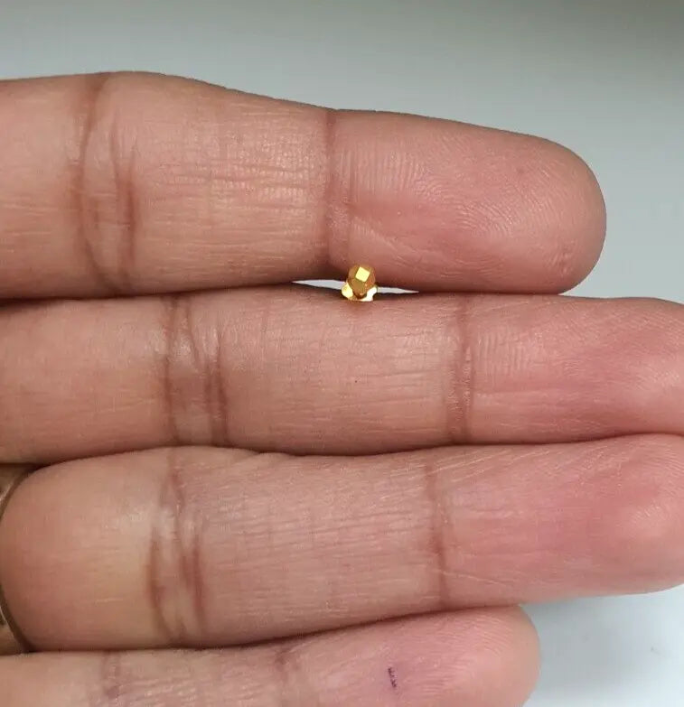 22ct Yellow Gold Plain Gold Diamond Cut design Nose Stud 2.3 MM Diamond Bracelets