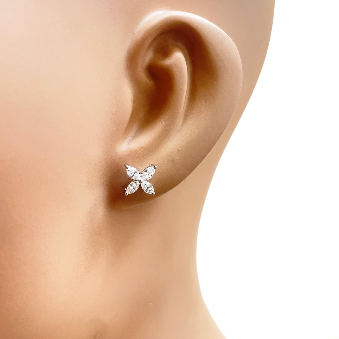 18 kt witgouden marquise diamant vierbladige bloem oorstekers 0,75 ct