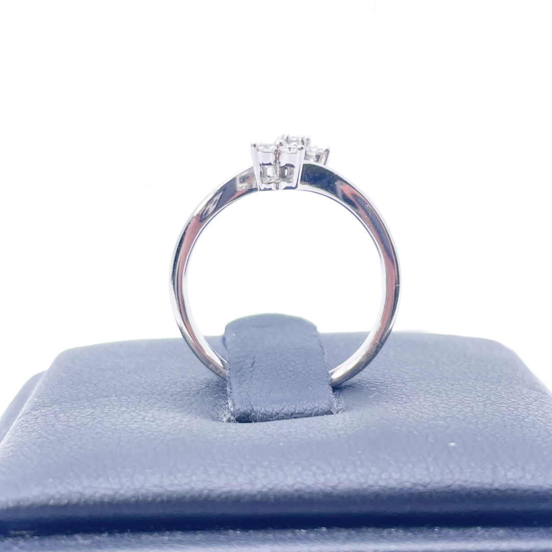 18ct White Gold Round Diamond Floral Crossover Ring 0.21ct