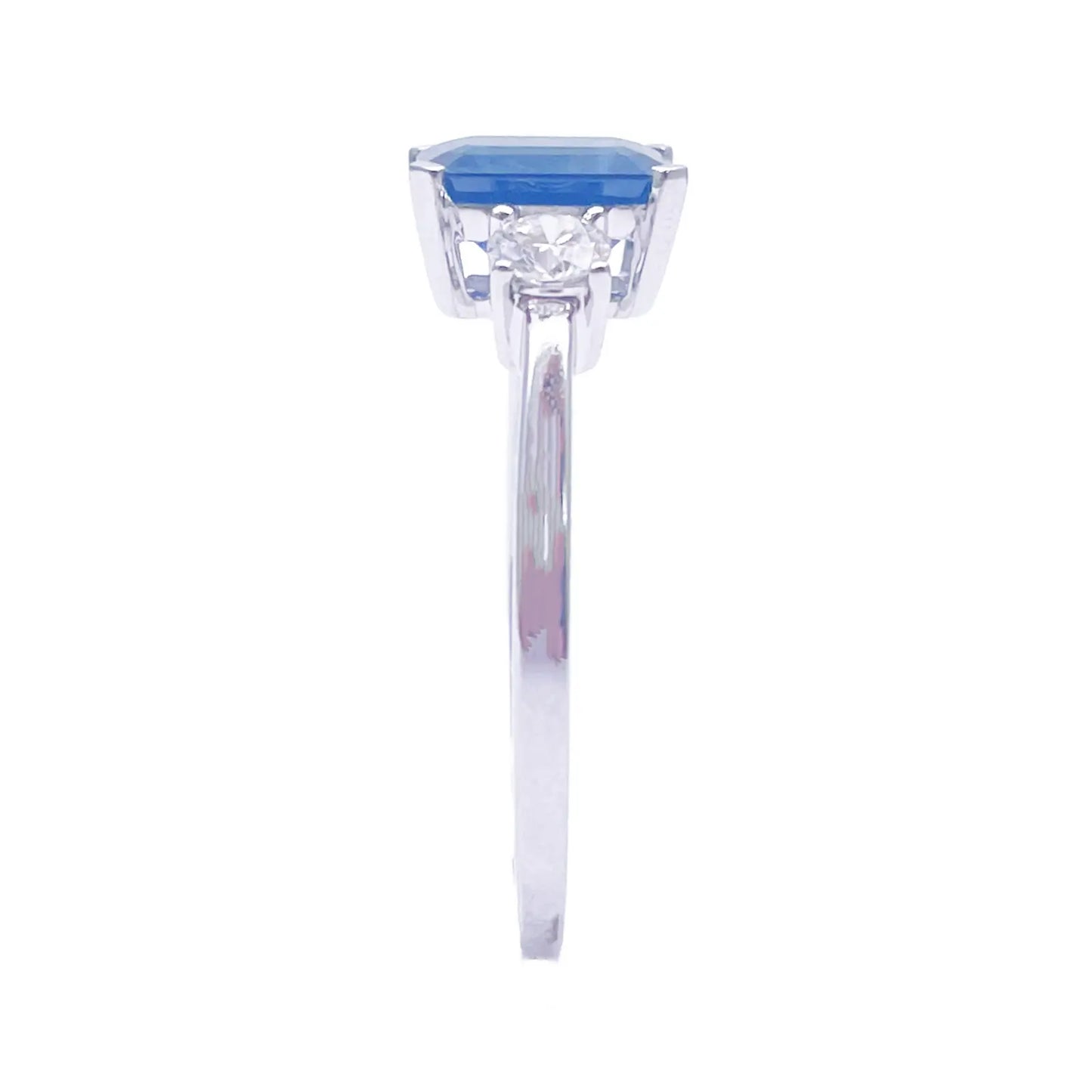 18ct Gold Sapphire Diamond Ring Natural Round & Emerald Cut Three-Stone 1.47ct  Diamond Ring