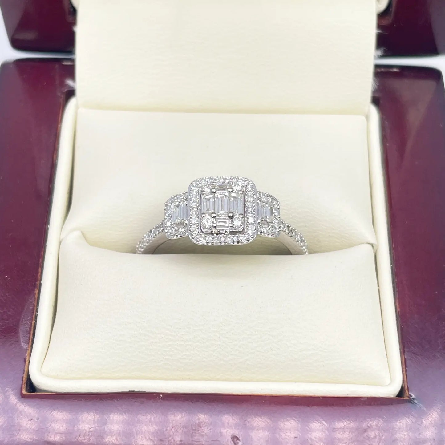 18ct White Gold Cushion Round Diamond & Baguette Ring 0.50ct  Diamond Ring