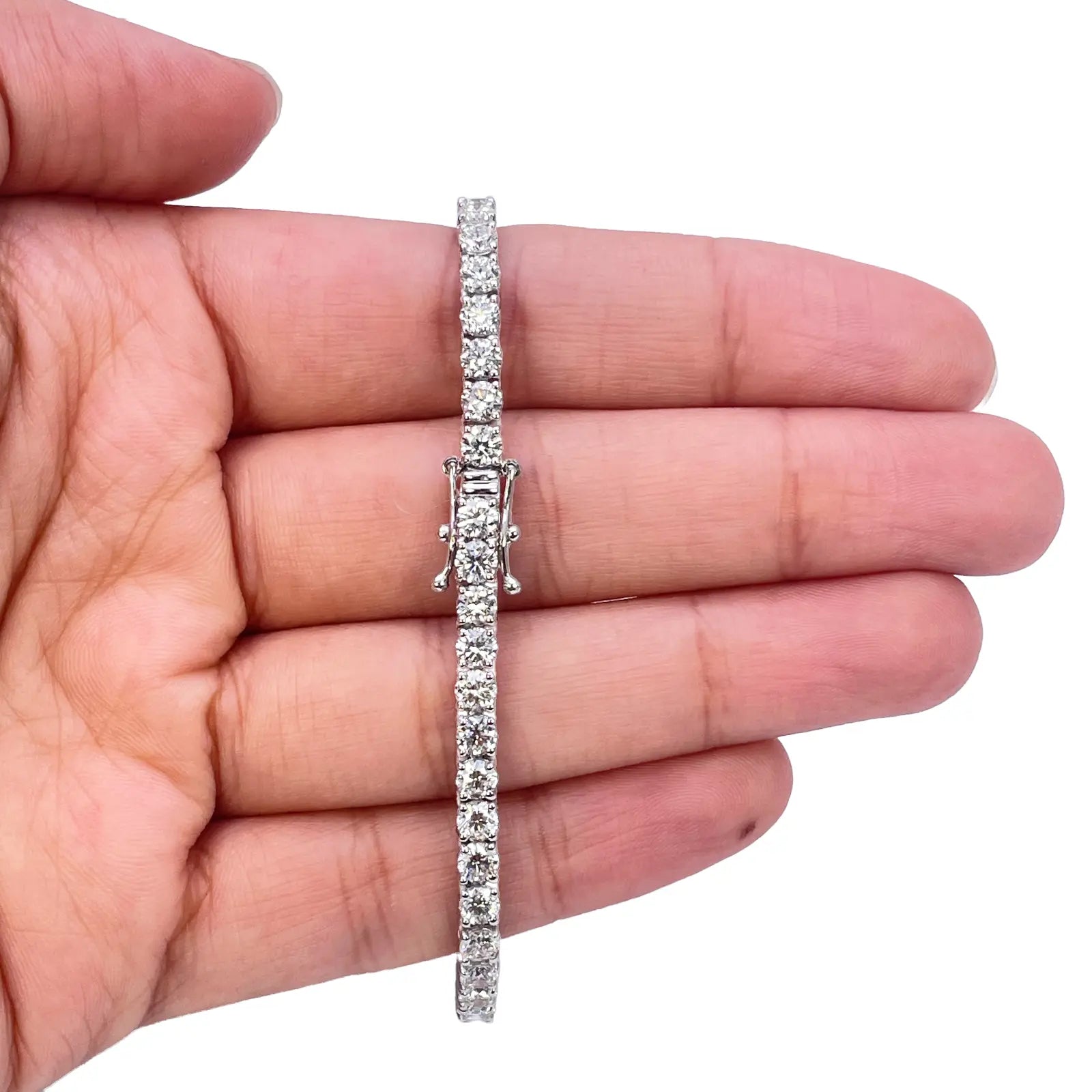 18ct White Gold Natural Diamond 4-Claw Tennis Bracelet 7.03ct 7inches  Diamond Bracelets