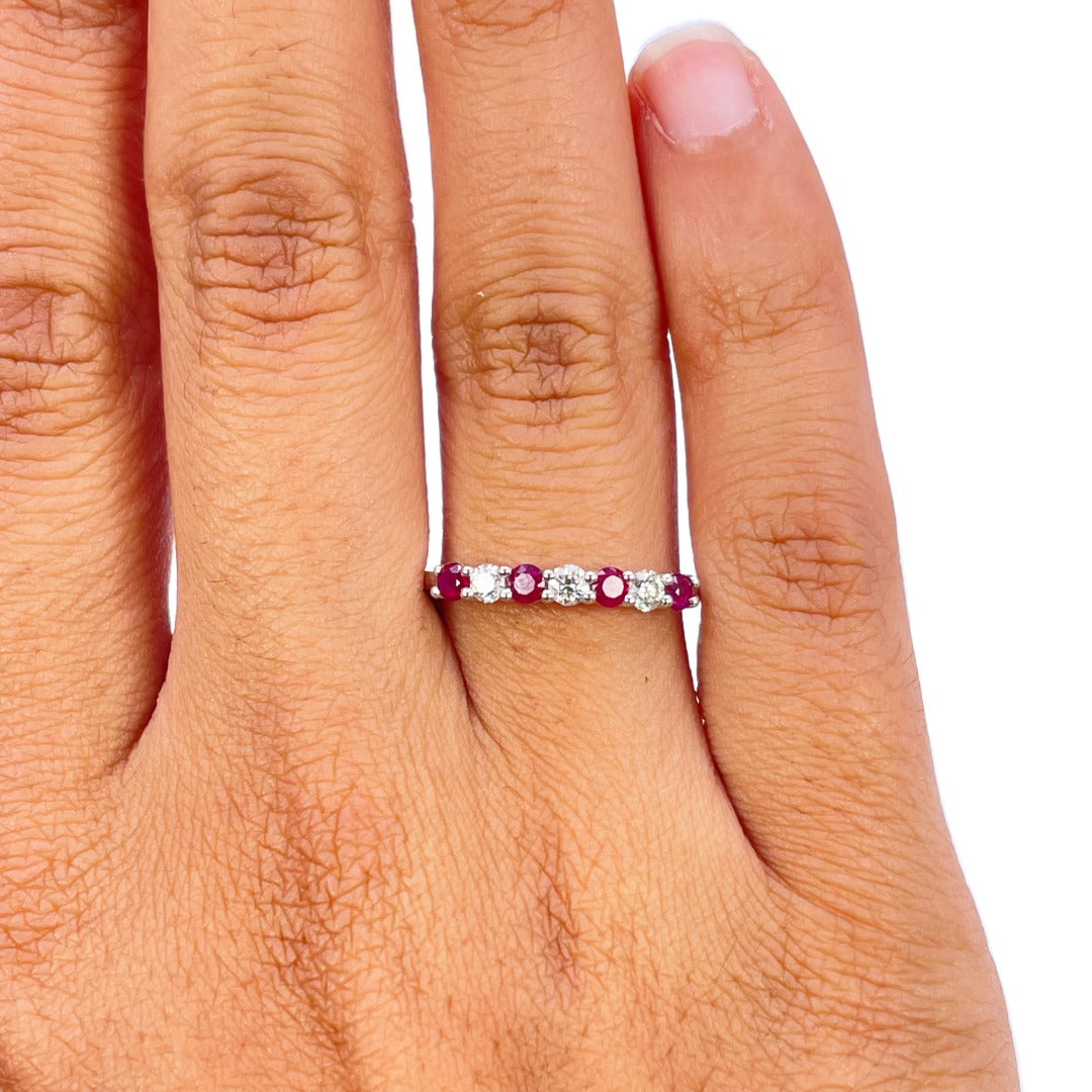 18ct White Gold Natural Ruby & Diamond 7 Stone Half Eternity Ring Band 0.50ct
