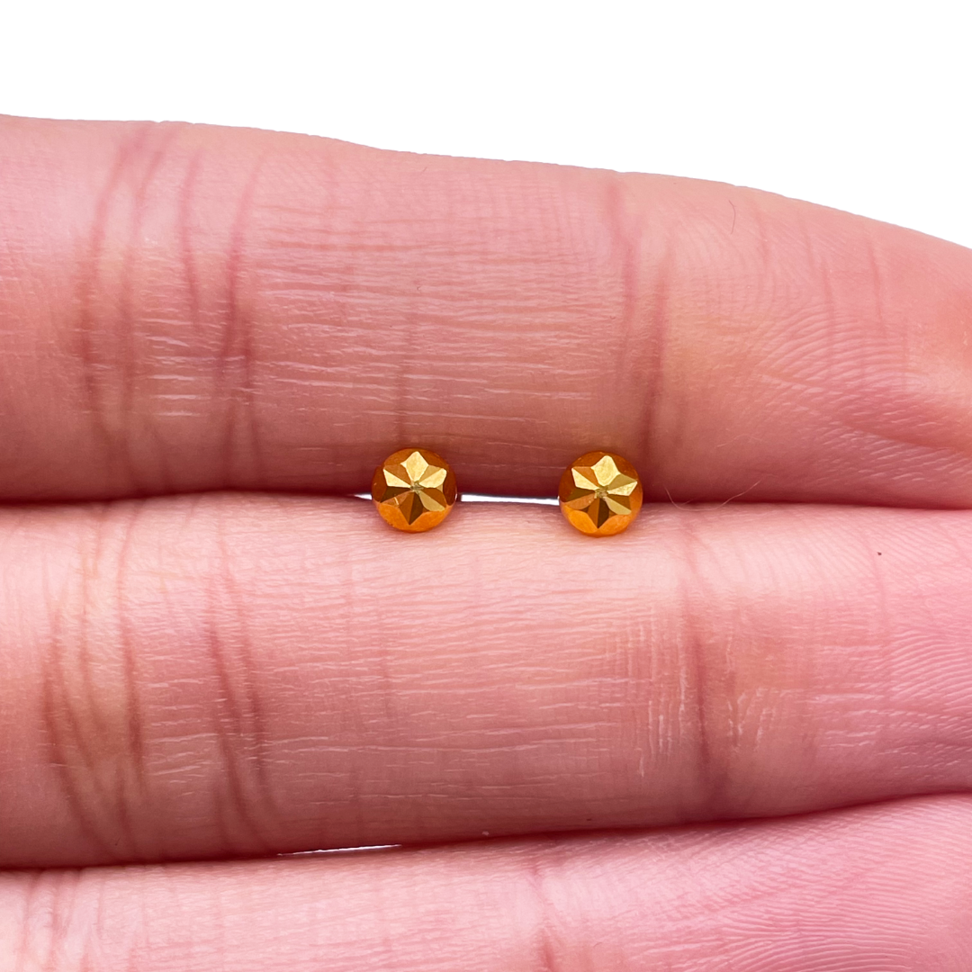 22kt Geelgoud Diamantgeslepen Bloem Ronde Bol Kinder Oorringen 3,6mm