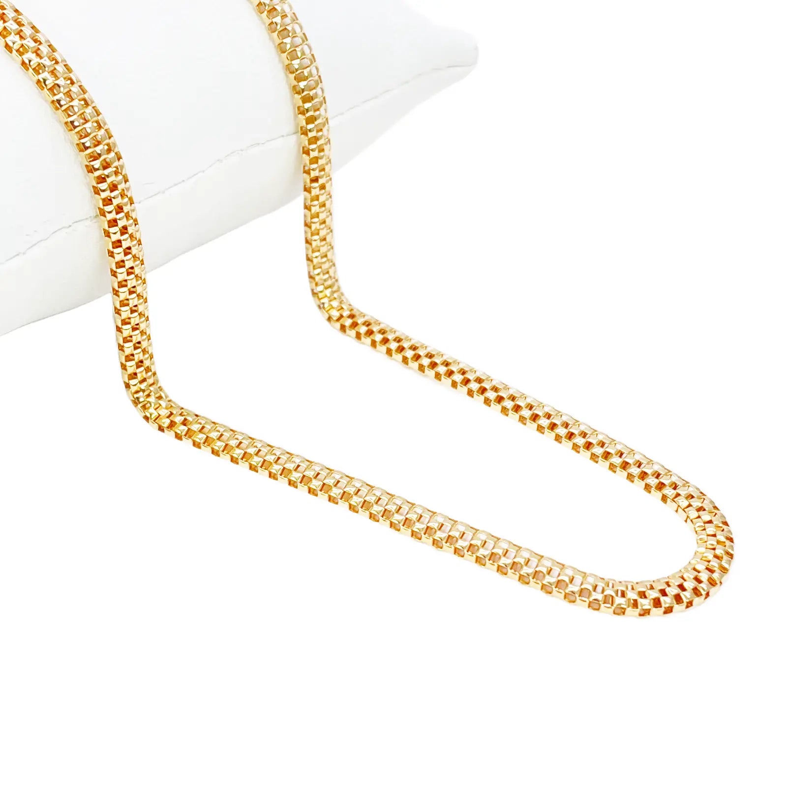 22ct Gold Square Mesh Chain High Polished Flat Necklace 18.5 Inches 4mm Width 