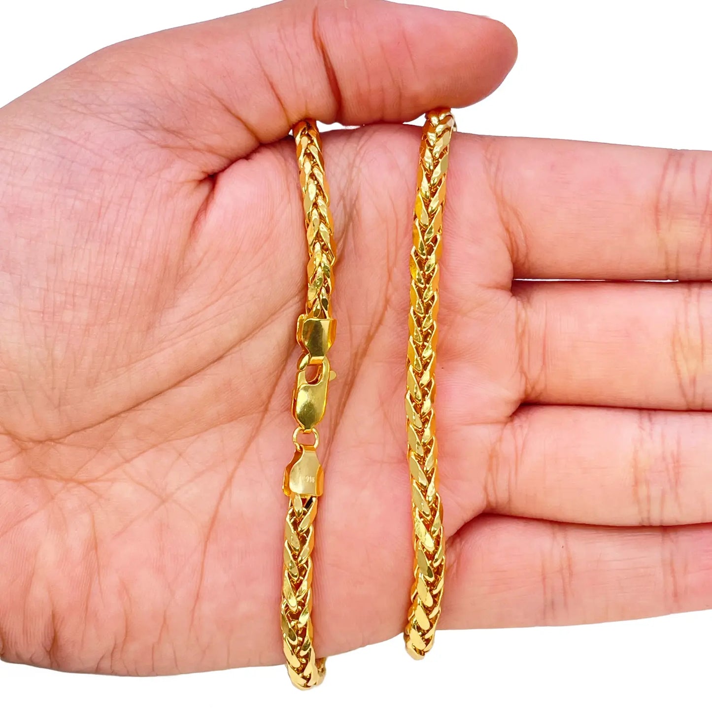 22ct Yellow Gold Lightweight Hollow Spiga Chain Necklace 21.5 inches 3.9mm Width  Gold Chain