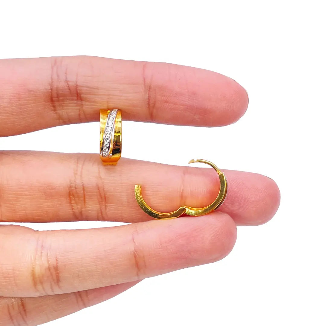 22ct Yellow Gold Striped Cubic Zirconia Hoop Huggie Earrings 10.5mm Diameter 
