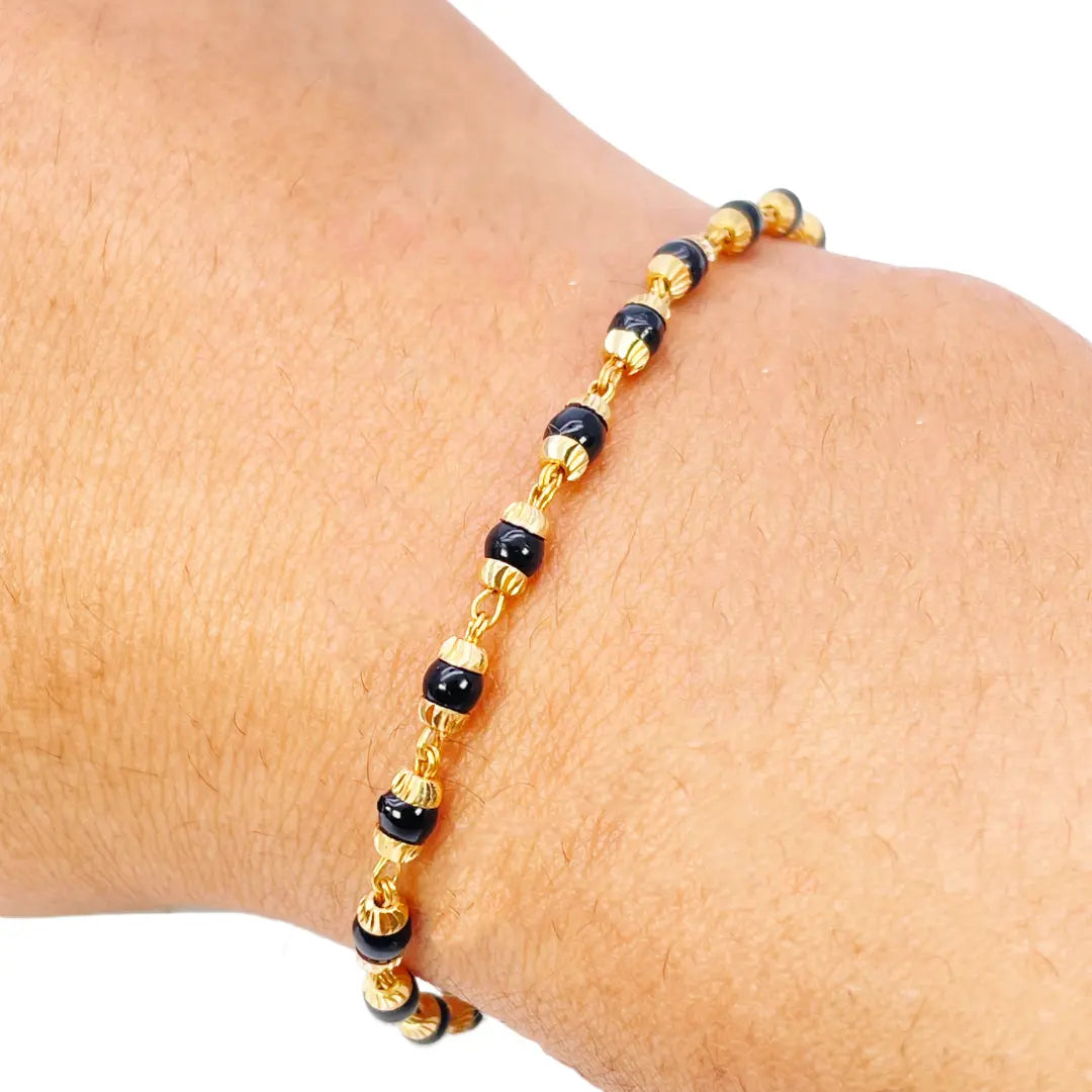 22ct Yellow Gold Traditional Black Beaded Mangalsutra Bracelet 6 Inches 