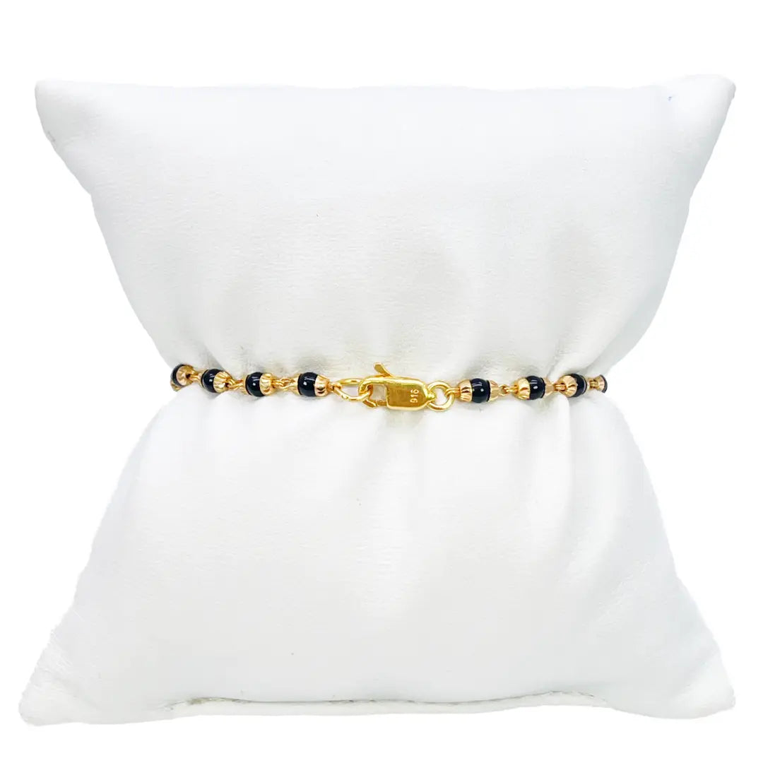 22ct Yellow Gold Traditional Black Beaded Mangalsutra Bracelet 6 Inches 