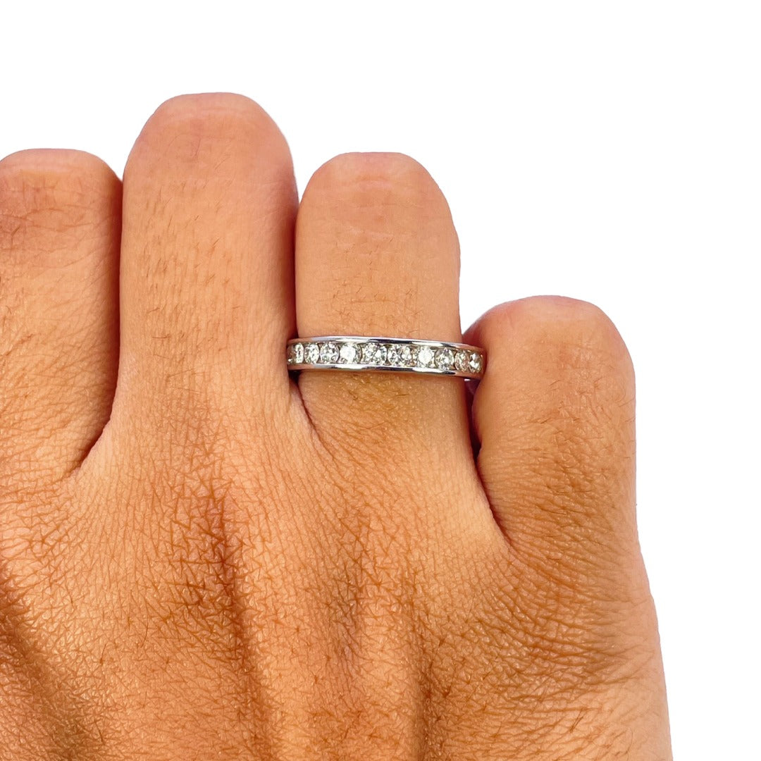 18ct White Gold Natural Diamond Channel Set Half Eternity Ring 0.50ct