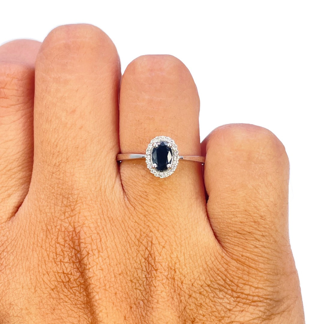 9ct White Gold Natural Blue Sapphire Oval Diamond Halo Ring 0.53ct