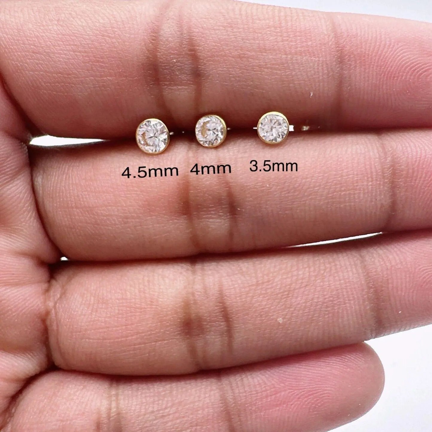 22ct Yellow Gold & Cubic Zirconia Nose Studs/Nose Pin Screw Back (3.5MM-4.5MM) 