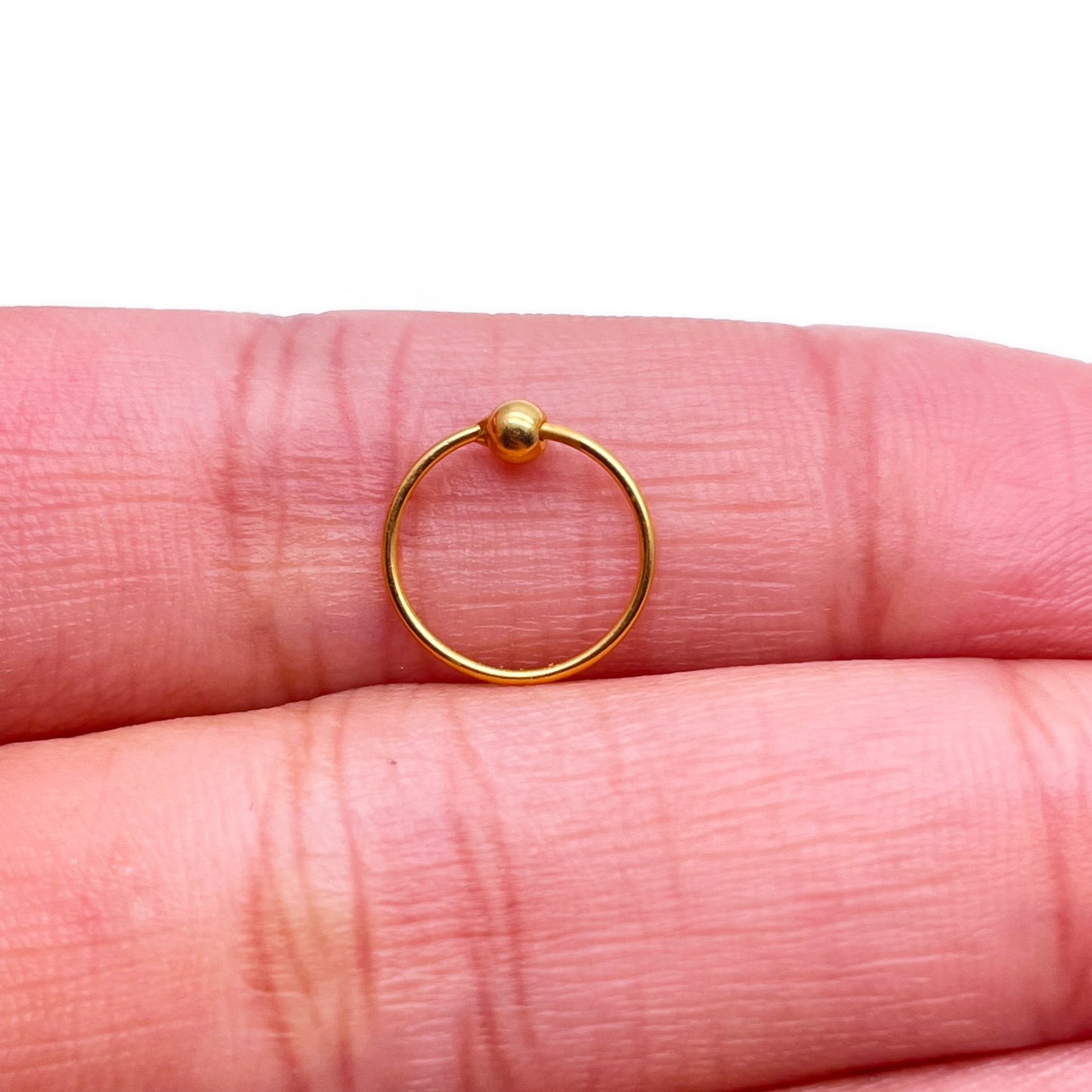 22-karaats glad gepolijst geelgouden enkele neusring 10mm