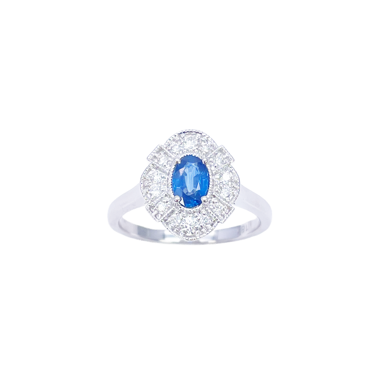18 kt witgouden ovale blauwe saffier & diamant cluster milgrain ring 0,65 ct