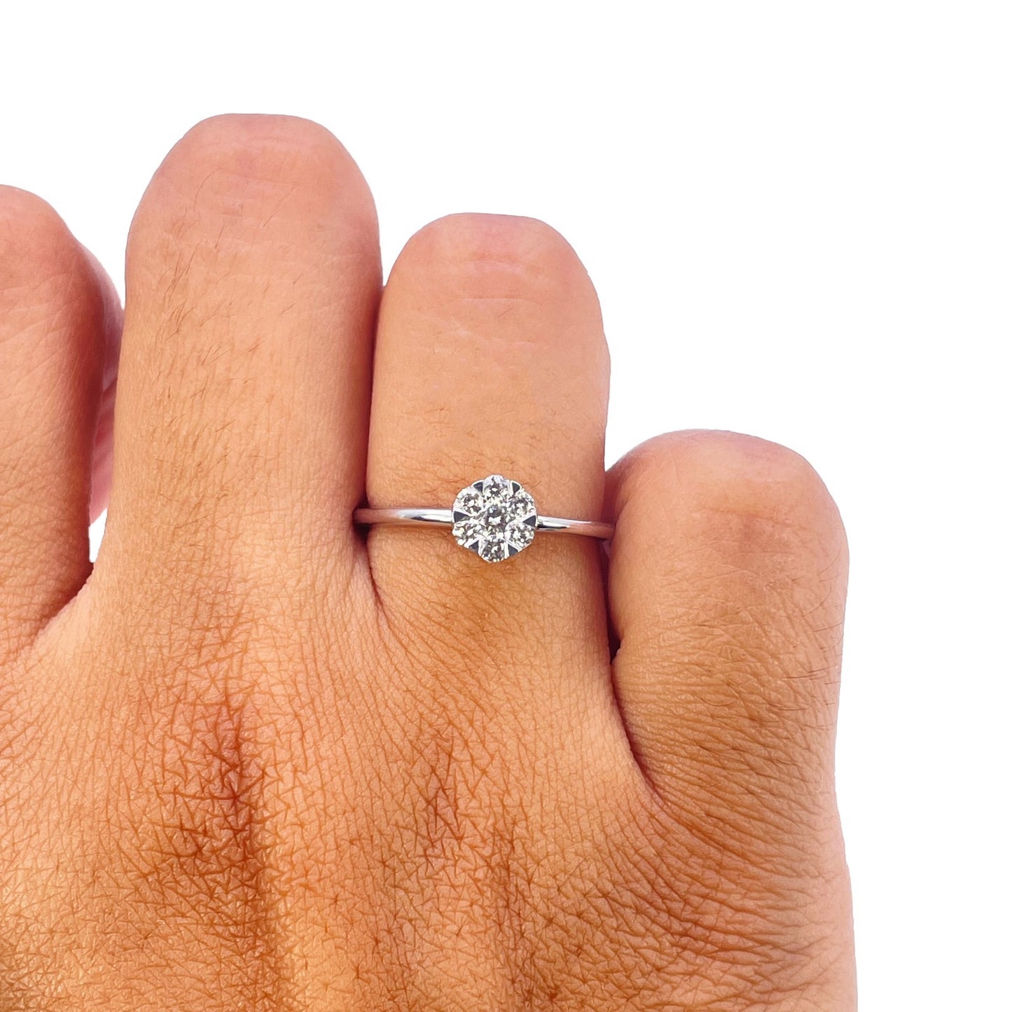 18ct White Gold 0.24ct Natural Diamond Seven Stone Cluster Illusion Ring
