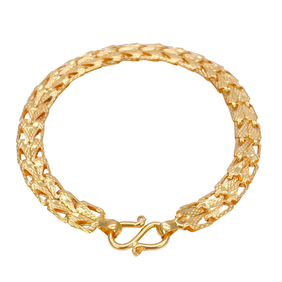 22ct Yellow Gold Lightweight Diamond Cut Openwork Bracelet
