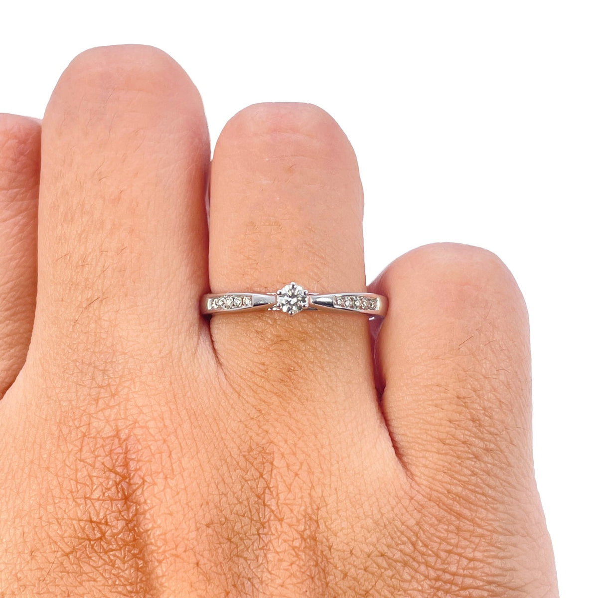 14ct White Gold Natural Diamond Solitaire Ring Diamond Set Shoulders 0.15ct