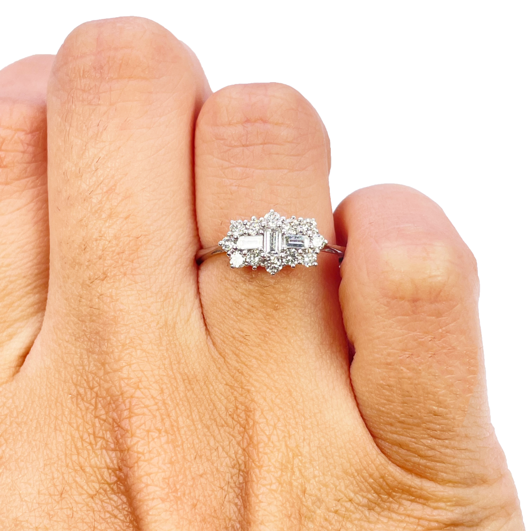 18ct White Gold Natural Diamond Baguette Round Starburst Cluster Ring 0.45ct