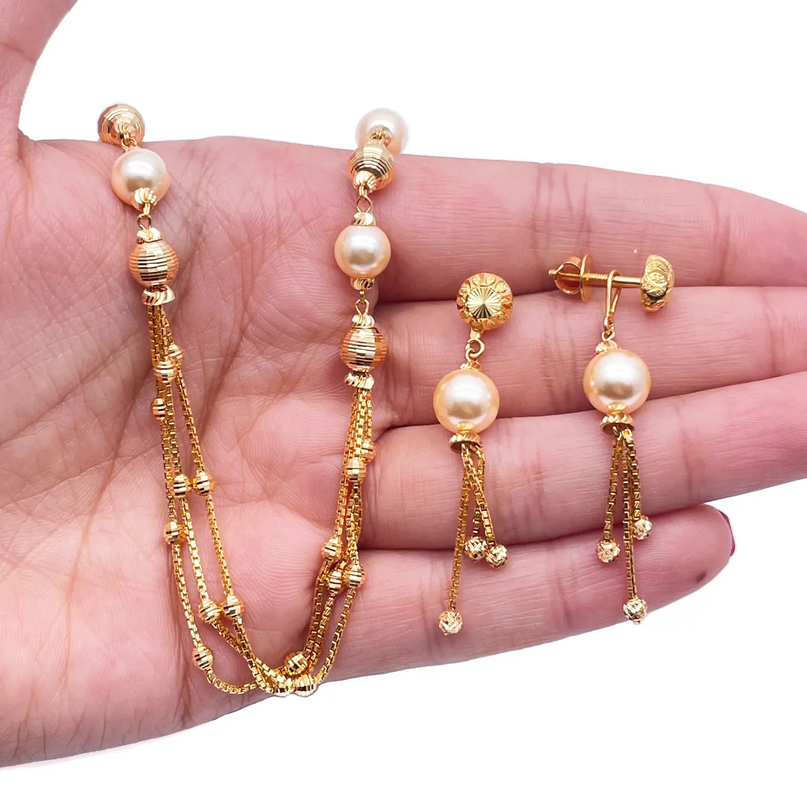 22ct Yellow Gold Pearls & Beaded Diamond Cut Ball Layered Necklace/Earrings Set 