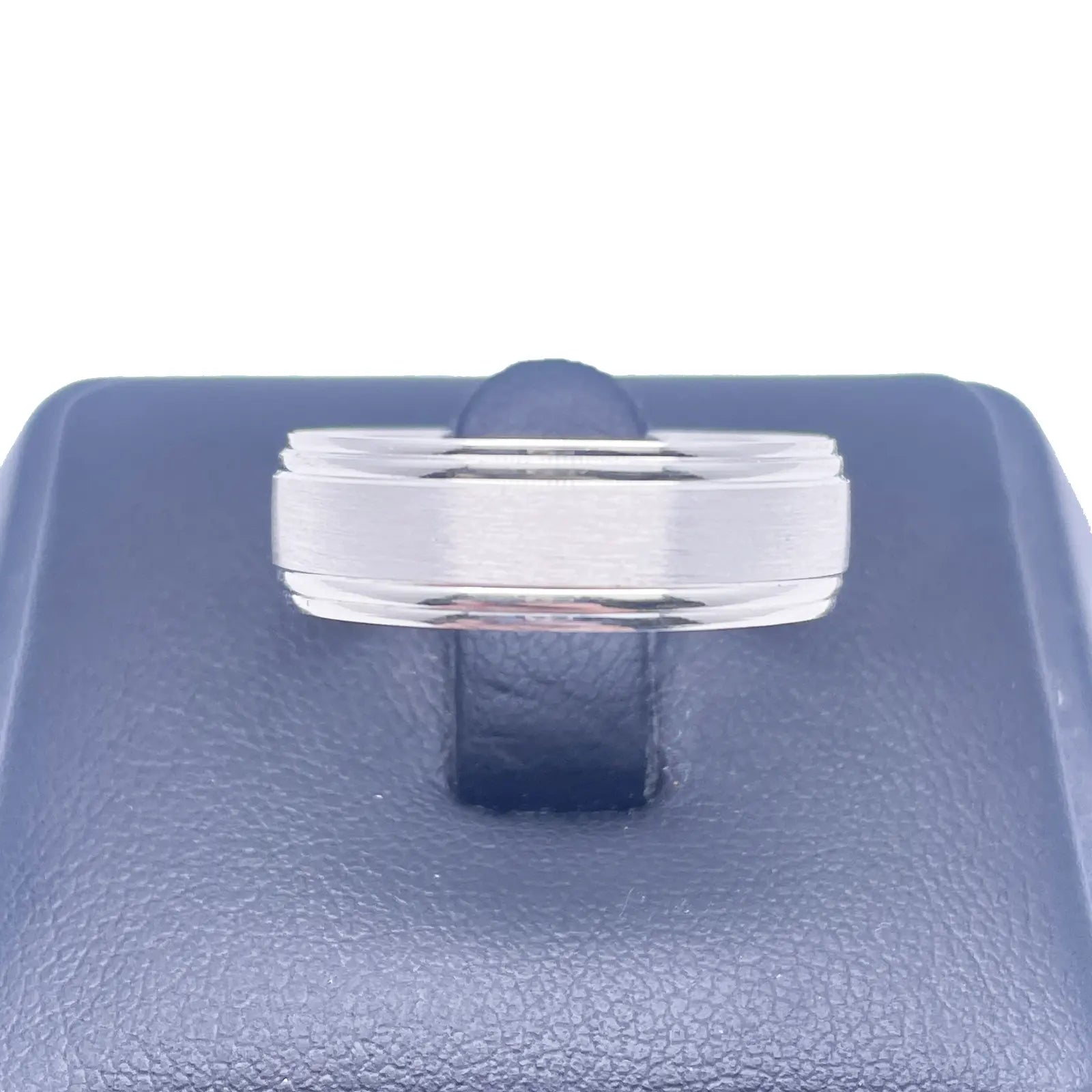 Mens Platinum Wedding Band 7mm Matt Centre & Grooved Edges Heavy Weight  Platinum Ring